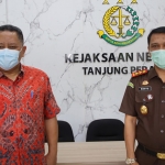 Plt. Wali Kota Surabaya Whisnu Sakti Buana bersama Kajari Tanjung Perak Surabaya Wahyu Sabrudin. (foto: ist)