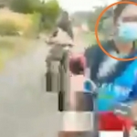 Tangkapan layar video seorang pria sedang onani di atas motor, yang beredar di media sosial.