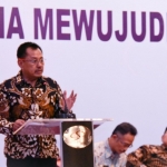 Sekdaprov Jatim Dr Ir Heru Tjahjono MM saat memberikan sambutannya di Sahid Jaya Hotel Jakarta.