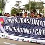 Aksi menolak LGBT di Indonesia