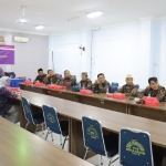 Jajaran Dewan Pendidikan Kabupaten Pamekasan (sisi kanan) saat diterima oleh Dewan Pendidikan Kota Kediri. Foto: Ist.