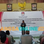 Rapat koordinasi yang digelar KPU Jatim di Pamekasan. Foto: DIMAS M. S./BANGSAONLINE