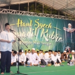 Wabup Pungkasiadi dalam Pengajian Haul Syech Jumadil Kubro ke-643 Tahun 2018. Foto: YUDI EP/BANGSAONLINE