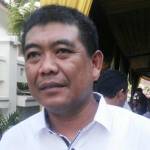 Ketua Pansus Lumpur, Isa Hasanuddin. foto: MUSTAIN/ BANGSAONLINE