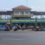 Pasar Ngopak, sumber pendapatan asli desa Arjosari, Kecamatan Rejoso, Pasuruan.
