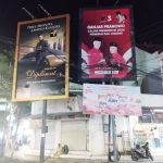 Reklame Ganjar Pranowo terpasang seperti semula usai dicopot Satpol PP Sampang. 