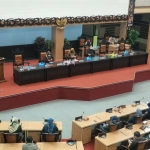 Wakil Bupati Mojokerto Gus Barra saat menyampaikan nota penjelasan terhadap Raperda APBD Kabupaten Mojokerto Tahun 2022.