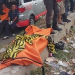 Jenazah wanita tanpa identitas yang tewas terserempet kereta api di perlintasan Kapasari Pedukuhan, Surabaya, Kamis (23/11/2023) sekitar pukul 15.00 WIB.