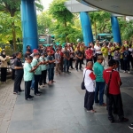 Para kades di Kabupaten Kediri sebelum berangkat ke Jakarta. Foto: Ist.