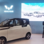 Suasana di booth Wuling.