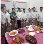 Sejumlah anggota dari Gerindra saat menghadiri giat vaksinasi massal di Kabupaten Pasuruan.