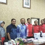 Ketua K2 saat ditemui Ketua Dewan dan Ketua Komisi I DPRD Kabupaten Pamekasan. 
