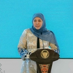 Gubernur Khofifah saat memberi sambutan dalam Muktamar Internasional Fikih Peradaban 1 di Hotel Shangri-La Surabaya.