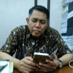 Ketua Komisi I DPRD Kabupaten Drs. Udik Djanuantor, IR .