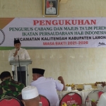 WaKil Bupati Lamongan, Abdul Rouf, saat memberikan sambutan kepada  Ikatan Pengurus Haji Indonesia Kalitengah.
