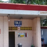 Tampak tulisan toilet gratis di SPBU Malasan, Kabupaten Probolinggo.