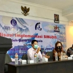 Sosialisasi Implementasi SiMoDIS & Konsultasi dengan Kadin Provinsi Jawa Timur untuk percepatan Pemulihan Ekonomi Nasional di Graha Kadin Jatim, Rabu (7/10/2020).