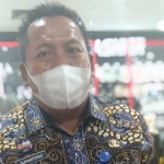 Direktur Perumda Pasar Lamongan, Suhartono.