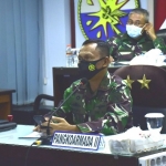 Pangkoarmada II Laksda TNI Heru Kusmanto mengikuti rapat virtual yang dipimpin Panglima TNI Marsekal Hadi Tjahyanto.