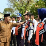 Wakil Wali Kota Pasuruan, Adi Wibowo, saat memimpin apel gelar pasukan Operasi Ketupat Semeru 2023.