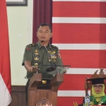 ?Kepala Staf Kodam V/Brawijaya Brigjen TNI Bambang Ismawan ketika menghadiri acara Wisuda Universitas Merdeka ke-58. foto: ist