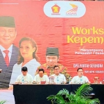 Pengurus Tidar se-Jawa Timur saat mendeklarasikan Prabowo sebagai calon presiden dan Muhammad Fawait sebagai calon wakil gubernur dalam sidang pleno Rapimda di Sidoarjo. Foto: Ist
