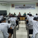 Persatuan Wartawan Indonesia (PWI) Kabupaten Tuban dalam kegiatan Orientasi Kewartawanan dan Keorganisasian (OKK) di gedung DPRD setempat, Rabu (21/9/2022).