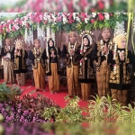 Peserta pernikahan massal yang digelar Pemkot Madiun bertajuk 