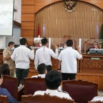 Saksi-saksi yang dihadirkan Jaksa Penuntut Umum dalam sidang kasus pembunuhan berencana terhadap Nofriansyah Yosua Hutabarat atau Brigadir J di Pengadilan Negeri (PN) Jakarta Selatan, Senin (21/11/2022). Pada sidang hari ini, Jaksa Penuntut Umum (JPU) menghadirkan 11 orang saksi untuk terdakwa Richard Eliezer atau Bharada E, Ricky Rizal dan Kuat Ma