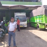 Selamet Nugroho saat meninjau kantor Perusahan Air Minum Santri di Jl. Wahidin Sudirohusodo Kelurahan Purutrejo, Kecamatan Purworejo, Kota Pasuruan.