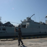 KRI I Gusti Ngurah Rai (GNR)- 332 ketika hendak sandar di Pelabuhan Benoa.