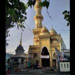 Masjid Raudlotul Falah Jalan Dharmahusada, Pacarkembang, Tambaksari Surabaya. foto: MMA/ BANGSAONLINE.com