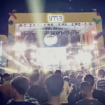 
Konser Musik Collabonation Tour Pamekasan diselenggarakan di Lapangan Parkir Stadion Gelora Madura Ratu Pamelingan.