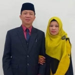 Dr. KH. Miftahurohim Syarkun, M.A. dan istrinya, Dra. Hj. Ismi Baroroh, M.Pd.I. Foto: ist