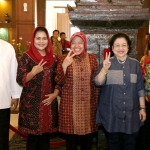 Megawati saat bersama Gus Ipul-Puti Guntur. 