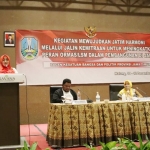 Ketua DPP Perempuan Tani HKTI Jatim, Dr. Lia Istifhama saat menjadi narasumber dalam kegiatan Jalin Kemitraan Ormas dan LSM yang diselenggarakan Bakesbangpol Jatim. foto: istimewa