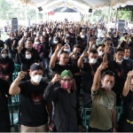 Ratusan relawan desa di Jawa Timur memberikan dukungan Ganjar Presiden 2024.
