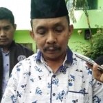 Ketua DPD PAN Kota Malang H Pujianto S.H., M.H, saat memantau perolehan suara di PPK Lowokwaru.
