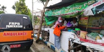 Berkah Ramadan, FRPB Pamekasan Bagi 300 Paket Sembako