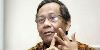 ​Pemerintah Tak Khawatir, Mahfud MD: Rizieq Shihab Bukan Khomeini, Kalau Khomeini Orang Suci