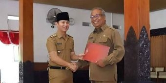 Bupati Trenggalek Serahkan SK Purnatugas