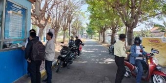 ASDP Surabaya Berlakukan Tiket Online, Penumpang Masih Kebingungan