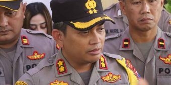 Minta Maaf ke Siswa Magang yang Dibentak, Kapolres Probolinggo Tetap Demosi Suami Luluk Nuril