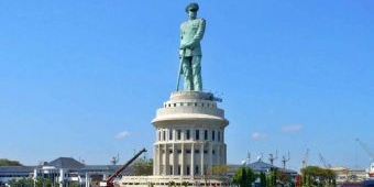Monumen di Surabaya yang Wajib Dikunjungi Wisatawan