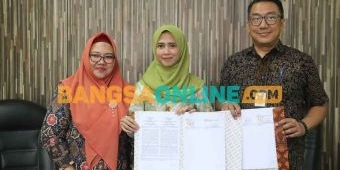 Teken Kerja Sama dengan PT Smelting, Dekranasda Gresik Dorong Batik Lokal Mengglobal