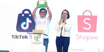 Petrokimia Gresik Berikan Kemudahan Beli Pupuk Melalui Petromart Official Store