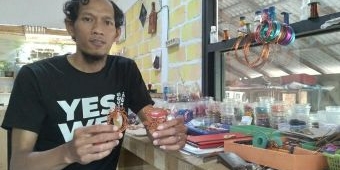 Mantan Pekerja Proyek Ubah Kawat Tembaga Jadi Aksesoris Unik, Terjual Hingga Aceh dan Papua
