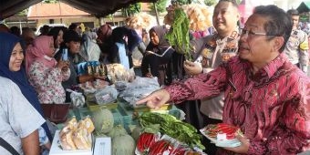 Gandeng Pemkab dan Bulog, Polres Pasuruan Gelar Bazar Sembako Murah Ramadan