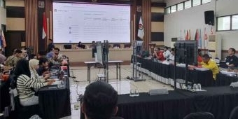 Rekapitulasi Suara Pemilu 2024, KPU Surabaya Ajukan Perpanjangan Rapat Pleno ke Bawaslu