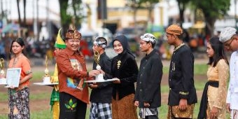 Bupati Jember Sampaikan Pesan Mendikbudristek saat Peringati HUT ke-77 PGRI dan Hari Guru Nasional